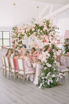 A Love Shack Fancy Bridal Shower Tea Party | RL Design HTX | PartySlate 2024 Bridal Shower Trends, Wedding Shower Ideas For Couples, Wedding Shower Ideas, Fancy Baby Shower, Bridal Shower Tea Party, Baby Shower Venues, Trending Wedding, Top Wedding Trends, Balloon Installation