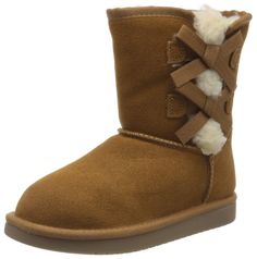 PRICES MAY VARY. For all the ladies looking for a little bit of seasonal sweetness, the Koolaburra by UGG Victoria Short boots are just for you Soft suede upper adorned with dainty bows and a row of plush, exposed sheepskin Slip-on design Closed, rounded toe Ugg Store, Ugg Kids, Victoria Fashion, Tall Fashion, Koolaburra By Ugg, Short Boot, Short Fashion, Kids Uggs, Boys Boots