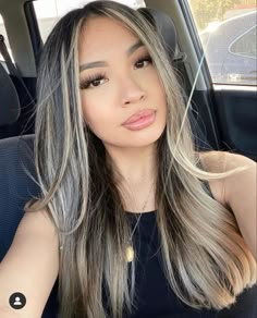 Black Hair Balayage, Brown Hair Inspo, Brunette Hair With Highlights, Balayage Hair Dark, Dark Hair With Highlights, Brown Hair With Blonde Highlights, Brown Hair Balayage, Blonde Hair Inspiration, Light Hair Color