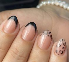 Clear Leopard Nails, Natural Leopard Nails, Short Nail Designs Animal Print, Nail Ideas Rounded Shape, Short Arrow Nails, Cute Gel Nails Almond, Black Nail Design Ideas, Neutral Cheetah Nails, Leopard Print Nails Almond