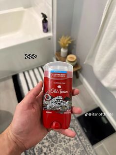 Deodorant Aesthetic, Old Spice Deodorant, Boxing Training Workout, Men Skin Care Routine, Best Fragrance For Men, Hygiene Care, Basic Skin Care Routine, Old Spice, Bath And Body Care