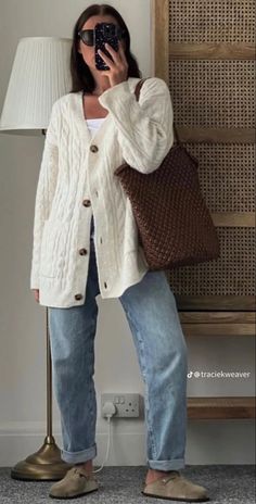 Women Birkenstock, Birkenstock Boston Outfit, Clogs Birkenstock, Boston Outfits, Linen Outfit, Birkenstock Outfit, Fashion Vibes