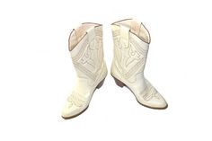 Vintage Off White Cowboy Boots Acme Cowboy Boots Women's Women's Cowboy Boots, White Cowboy Boots, Rose Bud, Leather Cowboy Boots, Cowboy Boots Women, Types Of Fashion Styles, Rose Buds