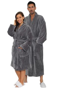 "ONLY 1 SMALL/MEDIUM LEFT IN STOCK  Personalized plush gray robe in a soft cool gray color featuring a shawl collar.  This ultra soft cotton bathrobe is a great robe for men or women.  Wrap yourself in a luxury robe.  Made from 100% top quality natural cotton this plush gray robe is full terry loop inside for great absorbancy and the ultra soft velour on the outside of the robe.  With 2 loop fabric belt for adjustment and 2 patch pockets this unisex bathrobe is a popular bath robe in design and Spa Robes, Luxury Robes, Towel Dress, Personalized Robe, Casual Kimono, Women's Robe, Magical Wedding, Kimono Dress, Bride Hairstyles