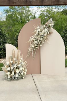 Modern boho wedding ceremony design inspiration. Tan and nude wedding ceremony backdrop. Custom wedding backdrop. Boho wedding flower ceremony. Dried wedding flowers. Modern dried wedding floral arrangement. Wedding ceremony inspiration. Nude Pink Backdrop, Wedding Arches Backdrop, Half Arch Wedding Backdrop, Arch Photo Backdrop Wedding, Neutral Arch Backdrop, Beige Wedding Backdrop, Wood Backdrop With Flowers, Arch Backdrop With Flowers