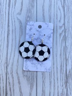 Soccer Earrings Perfect for any soccer fan or parent! Soccer Earrings, Soccer Fan, Ball Earrings, Soccer Fans, Skull And Crossbones, Soccer Ball, Vintage Cotton, Granada, Laser Engraving