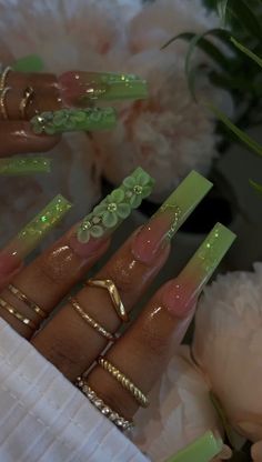 💚💚💚💚 Green Acrylic Nails, Colored Acrylic Nails, Cute Acrylic Nail Designs, Her Nails