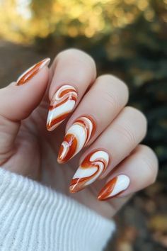 20 Fall Nail Designs That Scream Cozy Vibes Fall Swirl Nail Designs, Jeweled Nails, Trendy Fall Nail Designs, Statement Nails, Short Nail Art, Statement Nail, Fall Manicure, Fall Designs, Nail Jewels