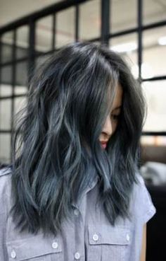 Best Hair Blue Highlights Brunette 21+ Ideas #hair Denim Hair, Light Blue Hair, Super Hair, Trendy Hair Color, Hair Color Highlights, Hair Color Blue, Grey Hair Color, Hair Dye Colors, Hair Color Dark