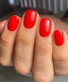 Long Wear Nail Polish, Natural Nails Manicure, Red Gel Nails, Bright Red Nails, Colorful Nails, Red Nail Polish, Shellac Nails, Neutral Nails