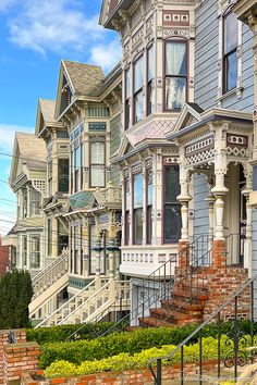 Victorian Houses in San Francisco Houses In San Francisco, San Francisco Homes, Summer In San Francisco, Day In San Francisco, San Francisco With Kids, San Francisco Street, San Francisco Vacation, Fun Vacations, Sims World