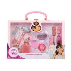 Sleek, unique, and oh so fun, the Disney Princess Style Collection Trendy Makeup Tools & Tote is perfect for any princess on the go with great style! This adorable, yet chic set includes 11 accessories and features everything you need to feel and look your best. Get ready for the day with a play jade roller that is so on trend. There’s a pretend lipstick with removable cap that twists up and down, a play mascara with applicator or opt for a play lip gloss. This set also includes a play perfume b Disney Princess Ages, Disney Princess Style, Princess Ages, Disney Princess Toys, Play Makeup, Collection Makeup, Ice Cream Set, Toy Piano, Tool Tote