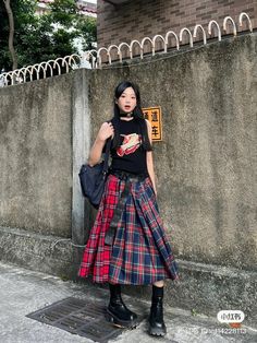 Punk Plaid Skirt Outfit, Maxi Skirt Alt Outfit, Plaid Maxi Skirt Outfit Grunge, Masc Fem Outfits Aesthetic, Tartan Maxi Skirt Outfit, Long Red Plaid Skirt Outfit, Long Plaid Skirt Outfit Grunge, T Shirt Long Skirt Outfit, Long Tartan Skirt Outfit