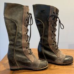 Size 6.5 Grey/Green/Black/ Distressed Wedge Boots. Great Boots! Super Cute For Fall! Please Ask Any Questions! Shifting Closet, Funky Shoes, Sorel Womens, Sorel Shoes, Diamond Quilt, Grey Green, Wedge Boots, Tall Boots, Lace Up Boots