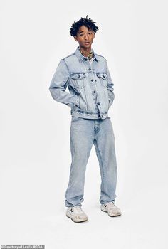 All Denim Mens Outfit, Mens All Denim Outfits, Denim On Denim Men Outfits, Model Pose Men, Levi’s Outfit, Denim On Denim Men, All Denim Outfit Men, Denim Poses