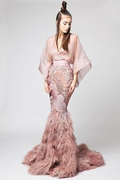 http://www.elioaboufayssal.com/ss-2016-couture/ Sukienki Maksi, Baju Kahwin, فستان سهرة, Couture Gowns, Gorgeous Gowns, Designer Heels, Mode Inspiration, Beautiful Gowns, Couture Dresses