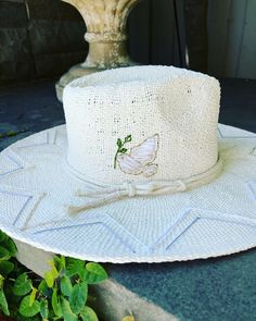 Milliner Musings (@musings2.0) | Instagram Sunday Church, For The Birds, Rest Days, The Birds, Small Shop, Hat Fashion, Fashion Inspo