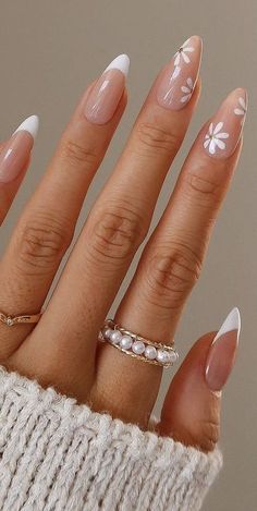 Trendy Spring Nails 2024 Almond, Summery Nails 2024 Almond, Trendy Nails Ideas 2024 Spring, Kueez Celebrity, Kueez Amazing, Kueez Pins, Nails Trend, 2024 Nails, Colorful Nails