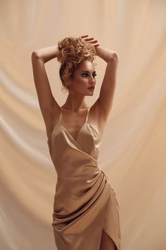 Viclans Satin Brown Dress with Thin Straps and Drapery on the Skirt | BOJONI Satin Dress Photoshoot, Satin Brown Dress, Monochrome Photoshoot, Brown Outfit Aesthetic, Crystal Birthday, Lounge Corner, Long Fitted Dresses, Family Photoshoot Outfits, Test Shoot