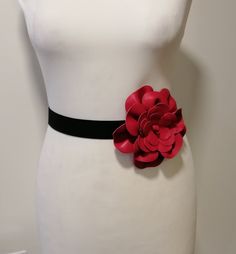 Leather Flower on elastic belt belt. Genuine Italian leather. Color variations are ONLY for the leather flower , elastic belt is black This belt is made of black super soft elastic trim 1.2" wide so it is comfortable to wear. The belt closes with one metallic clasp or hook and eyes sewed on in the back or you can hide it behind the flower. This beautiful belt will accentuate your style! This belt is very universal - you can tie it around your waist or hips. The pictures are taken on 25" waist ma Rose Belt, Fun Quizzes To Take, Leather Flower, Beautiful Belts, Elastic Belt, Stretch Belt, Fun Quizzes, Leather Flowers, Black Leather Belt