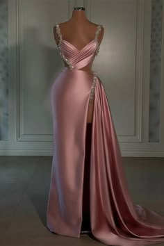 Schone Abendkleider Lang Rosa | Abiballkleider mit Glitzer | Babyonlinedress.de Md Dresses, Classy Prom, Matric Dance, Pleated Gown, Custom Prom Dress, Classy Prom Dresses, Satin Evening Dresses, Stunning Prom Dresses, Prom Dress Inspiration