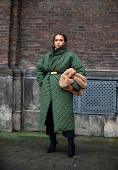 Winter Coat Trends, Copenhagen Fashion Week Street Style, Street Style Fall Winter, Coat Trends, Copenhagen Fashion, Copenhagen Style, Copenhagen Fashion Week, Fashion Revolution