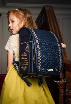 Cool Backpacks, Cute Bags, Diy Bag, Leather Accessories, Leather Working, Leather Craft, Fashion Item, Fashion Backpack