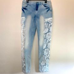 I Love Them These But My Fianc Is Embarrassed With Me Wearing!!! Wore Once Lace Jeans, Jeans Color, Colored Jeans, Blue White, Color Blue, Women Jeans, Blue And White, I Love, Lace