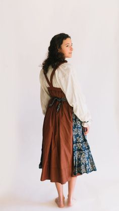 128 Russian Settlers' Dress – Folkwear Sisters Logo, Folkwear Patterns, Ash Costume, Desert Wear, Patterns Outfit, Peasant Costume, Folklore Costume, Scandi Girl, Late Twenties