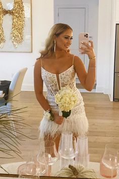 White Appliques Short Dress with Feather White Hoco Dress, Fringe Sleeves, Hoco Ideas, Dress With Fringe, Hoco Dresses Tight, Tulle Material, Winter Formal Dresses, Junior Prom Dresses, Short Fringe