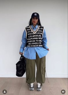 Pakaian Hipster, Winter Outfits Ideas, Tomboy Outfits, Looks Black, Looks Street Style, Green Pants, Streetwear Fashion Women, Looks Chic, Look Vintage