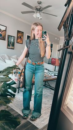 Western Indie Outfits, Trouser Jeans Outfit Western, Cute Bootcut Jean Outfits Country, Western Style Mid-rise Jeans For Spring, Spring Western Fitted Jeans, Western Style Fitted Full-length Jeans, Edgy Cowgirl, Women’s Western Jeans, Western Summer Outfits