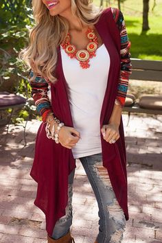 Color Block Printed Long Sleeve Cardigan.... but hate the ripped jeans Mode Prints, Burgundy Cardigan, Estilo Hippie, Cardigan Casual, Gilet Long, Color Block Cardigan, Casual Cardigans, Cardigan Long