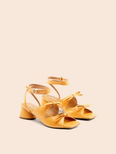 Maguire Mira Leather Strappy Bow Heels - Orange Peach Heels, Cycle Syncing, Orange Heels, Low Heel Sandals, Fancy Shoes, Bow Heels, Fashion Wishlist, Wedding Heels, Summer 24