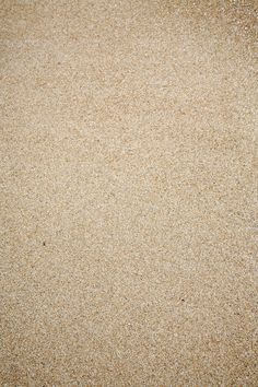 an image of sand that is very close to the ground