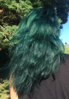 Green Hair Girl, Dark Green Hair, Hair Colour Inspo, Blue Green Hair, Witch Hair, Hair Colour Ideas