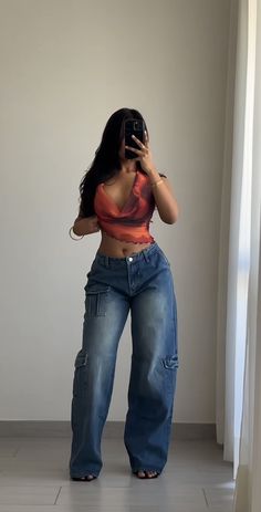 Outfits Aesthetic Black Woman, Thick Fit Outfits, Simple Bar Outfit Night, 304 Aesthetic, Slim Thick Outfit Aesthetic, Jhene Aiko Concert Outfit, Rnb Concert Outfit Ideas, Vomero 5 Outfit, Fashion Killa Outfits