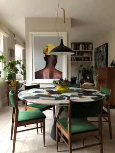 Casa Rock, British Interior, Modern Vintage Decor, Room Deco, Dining Room Inspiration, Modern Dining Room, Dining Room Design, Room Table