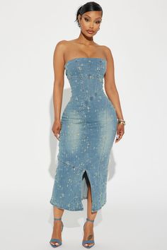 Raleigh Corset Denim Maxi Dress - Denim Female References, Southern Fashion, Collection Ideas, Woman Outfit, Denim Maxi Dress, Denim Maxi, Free Dresses, Jeans Fashion, Denim Midi Skirt