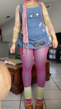 Childish Outfits Style, Childish Style Outfit, Funky Fits Aesthetic, Colorful Tights Aesthetic, Oldies Aesthetic Outfits, Outfit Ideas Funky, Twee Style Aesthetic, Funky Clothing Style, Twee Core Outfits