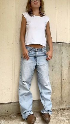 Baddie Outfit Ideas, Outfit Ideas Jeans, Casual Dinner Outfits, Casual Dinner Outfit Summer, Chica Chola, Latina Baddie, Dinner Outfit Casual, Ripped Jeans Outfit, Latina Outfits