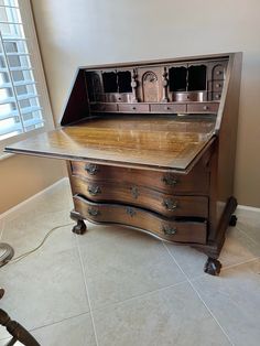 Early 1900s Antique Maddox Mahogany Secretary Desk | Chairish Traditional Writing Desk, Black Writing Desk, Ladies Writing Desk, Antique Writing Desk, Writing Desk Modern, Writing Desks, Secretary Desk, Secret Compartment, Secretary Desks