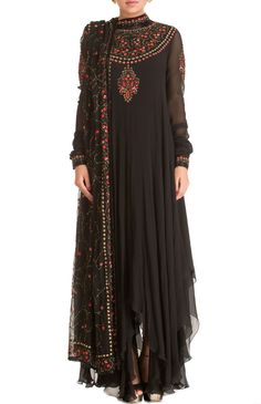 Black Anarkali, Modern Suits, East Pakistan, Pakistani Couture, Ethnic Motifs, Sari Blouse Designs, Fancy Kurti, Saree And Blouse, Pakistan Fashion