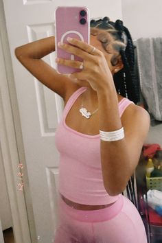 Cute Painted Pumpkin Ideas, Senior Week, Mood With Bae, Hello Kitty Phone Case, Classy Bedroom, Pretty Hair Color, Simple Fits, Pic Pose, At Home Workout Plan