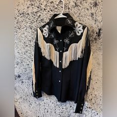 H Bar C Fringe Western Shirt. Pearl Snap Buttons. Size 32. Fits Like A Women’s Small. Does Have A Snag In The Fringe (See Pictures) Used Once For Pictures. Model Wears Small/Medium. The Fringe, Western Shirt, Western Shirts, Shirt Color, Top Blouse, Womens Tops, Bar, Women Shopping, T Shirt