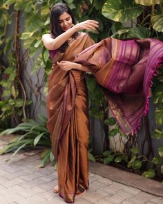 Glam Saree, Day Vs Night, Kalyani Priyadarshan, Pink Blouse Designs, Sari Design, Outfit Inspiration Women, Cotton Saree Designs, Saree Poses