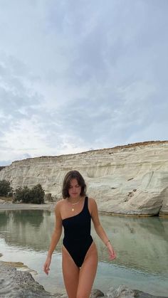 Greece Vibes, Milos Greece, Cute One Piece Swimsuits, Swimsuit Inspo, Mick Schumacher, Bathing Suits One Piece, Trendy Bikinis, Trendy Swimsuits