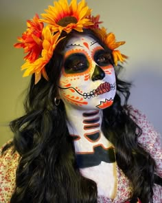 Maquillaje | Catrina | disfraz de Halloween | Maquillaje Artistico | Dia de Muertos | Makeup Artist Day Of The Day Makeup, Orange Catrina Makeup, Dia De Los Muertos Face Paint Ideas, Catarina Makeup, Catrina Makeup Easy, Catrina Face Paint, Dia De Los Muertos Makeup Ideas, Dia Los Muertos Makeup, Calavera Makeup