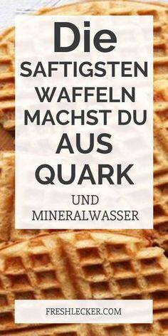 Leckere Waffeln sind außen knusprig und innen saftig. Richtig gute Waffeln werden nun mal aus Quark und Wasser gemacht. Richtig gute Quarkwaffeln machst du! Einfach Quark und Wasser mit Butter, Mehl, Zucker und Eiern verrühren und in deinem Waffeleisen zu luftig-leichten Kleinigkeiten ausbacken.#ketomeals #keto #Mineralwasser #saftigsten #Waffeln #rezepte Quark Recipes, Low Carb Wraps, Lost 100 Pounds, Chocolate Fruit, Sweets Cake, Recipes Keto, Healthy Sweets, How Sweet Eats, Meals For Two