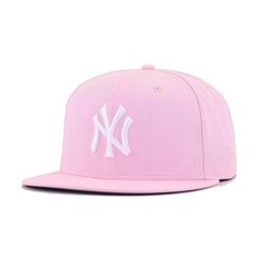 New Era Cap 59Fifty fitted hat for the New York Yankees in custom pink colorway. Sometimes the simplest of looks is the best. Such is the case for this pastel pink Yankees cap. With tonal side flag and pastel colors on the rear batterman, this minimalistic hat surprisingly has a lot to say. Hat Material: 100% CottonCrown: PinkVisor: PinkButton: PinkUndervisor: GreyFront Logo: Snow WhiteNew Era Flag: PinkRear Logo: Pink/Snow White/Ultra Blue Cheap Pink Sports Hats, Pink Fitted Hat, Pink Yankees Hat, Yankees Hat, Yankees Cap, Pink Snow, Pink Cap, New Era Hats, World Baseball Classic